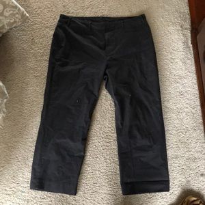 Old Navy capri black/grey Pants